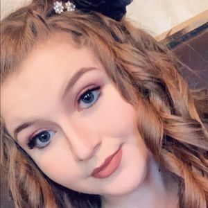 Meet your Posher, Kataleena